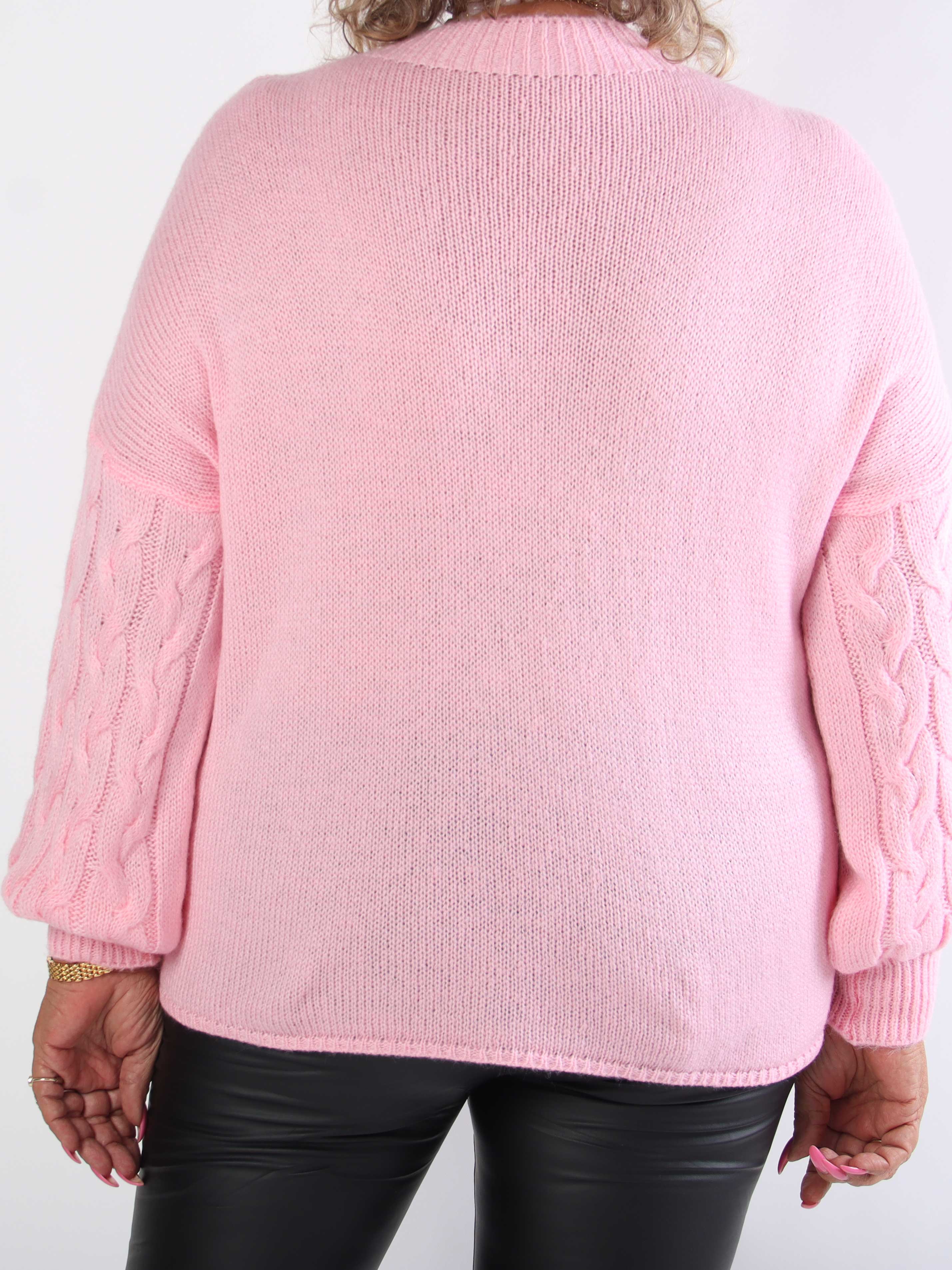 Jayda - Plus size strikbluse i kabelstrik med høj hals og lette ballonærmer